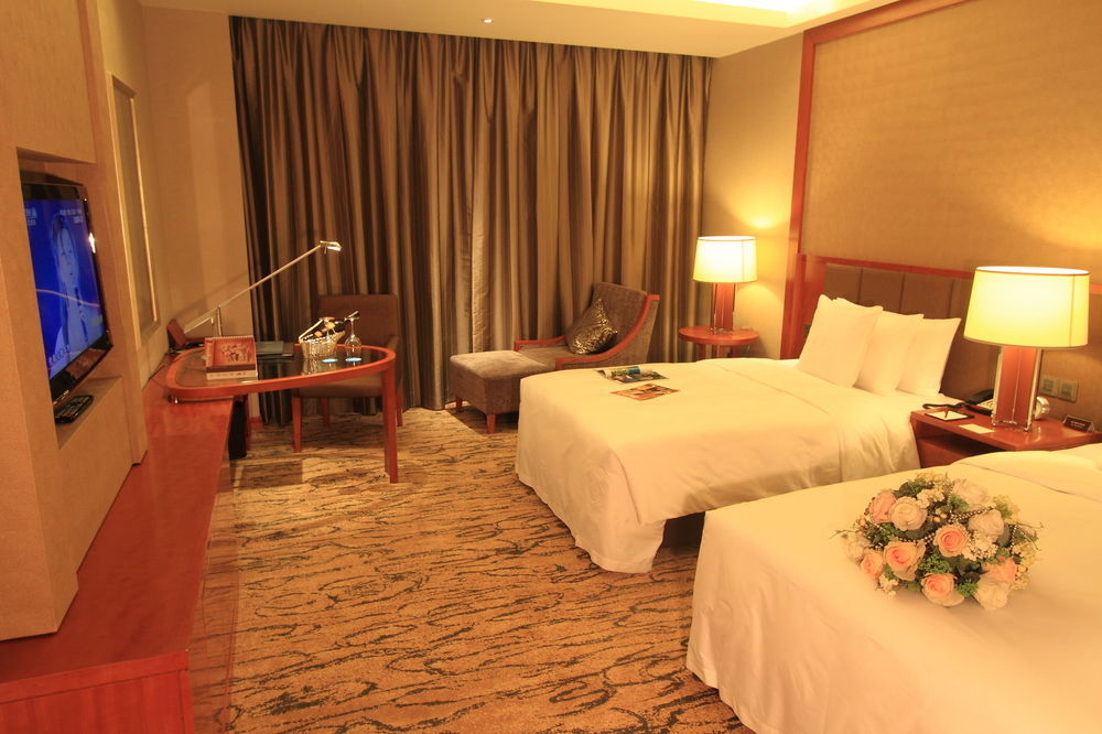 Gloria Grand Hotel Wuxi Wuxi  Exterior photo